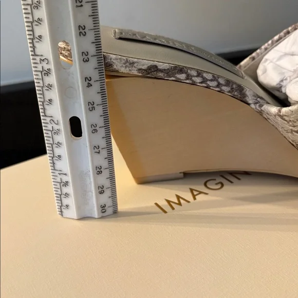 *Vince Camuto IM-DAHRA ROCCIA White Gold DOMINO Snake Print Open Toe Wedges - Picture 16 of 16